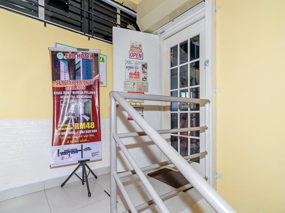 SPOT ON 90042 One Plaza Eco Hotel Keningau Esterno foto