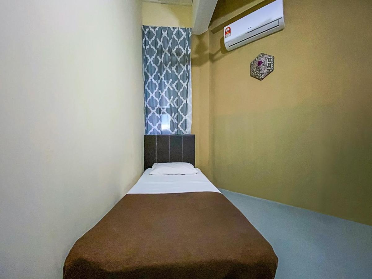 SPOT ON 90042 One Plaza Eco Hotel Keningau Esterno foto